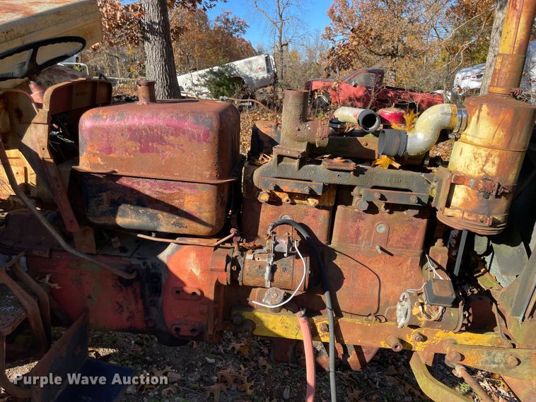 image for item ID9557 1960 Minneapolis Moline M5  tractor