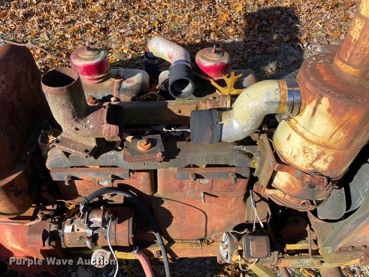 image for item ID9557 1960 Minneapolis Moline M5  tractor