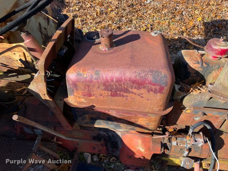 image for item ID9557 1960 Minneapolis Moline M5  tractor