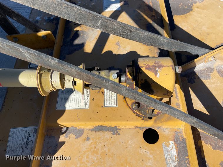 image for item ID9565 1963 John Deere 1010  tractor