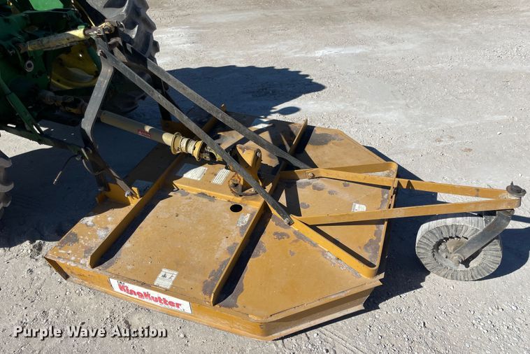 image for item ID9565 1963 John Deere 1010  tractor