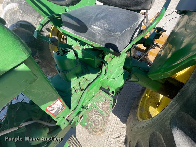 image for item ID9565 1963 John Deere 1010  tractor