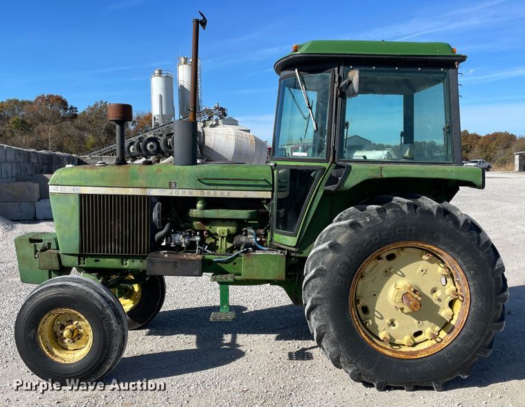 image for item ID9566 1974 John Deere 4230  tractor