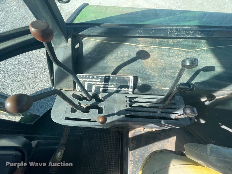 image for item ID9566 1974 John Deere 4230  tractor