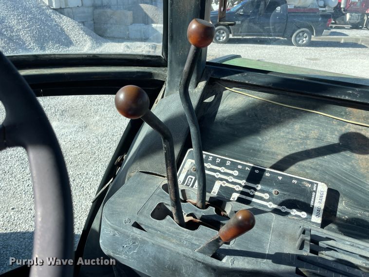 image for item ID9566 1974 John Deere 4230  tractor