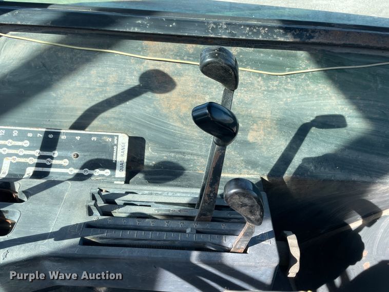 image for item ID9566 1974 John Deere 4230  tractor