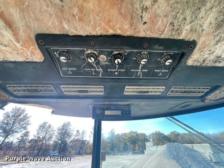 image for item ID9566 1974 John Deere 4230  tractor