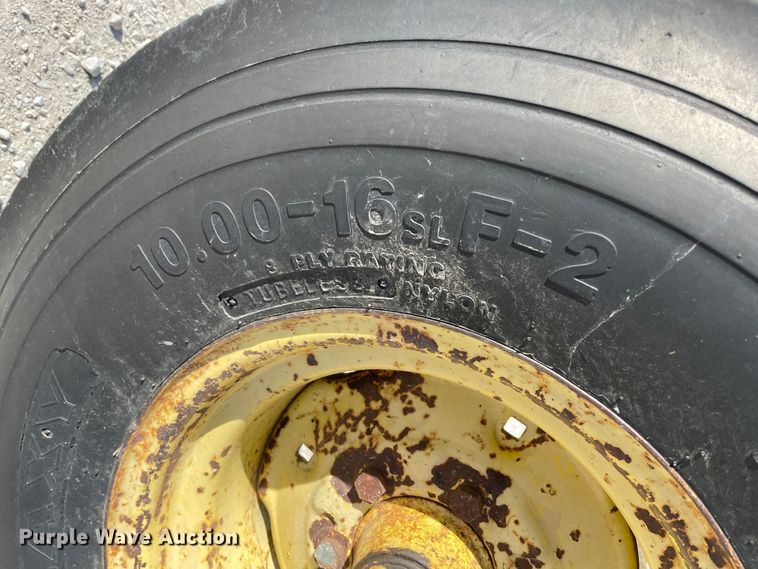 image for item ID9566 1974 John Deere 4230  tractor