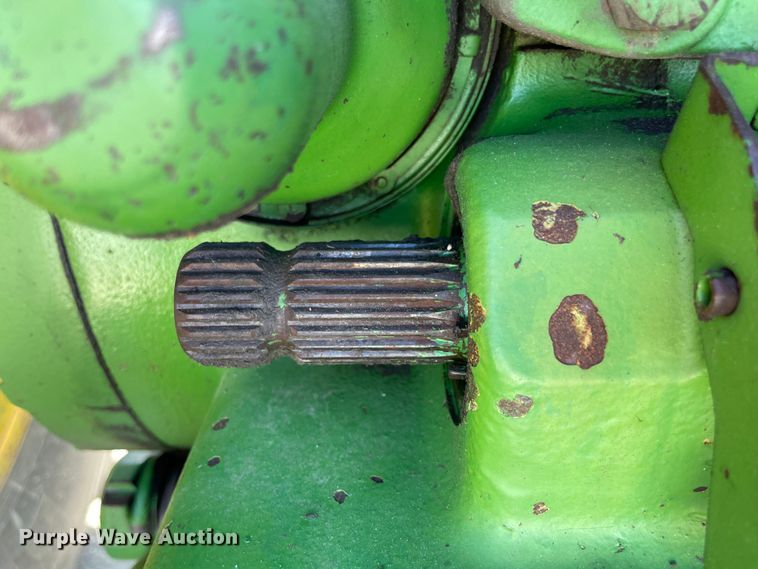 image for item ID9566 1974 John Deere 4230  tractor