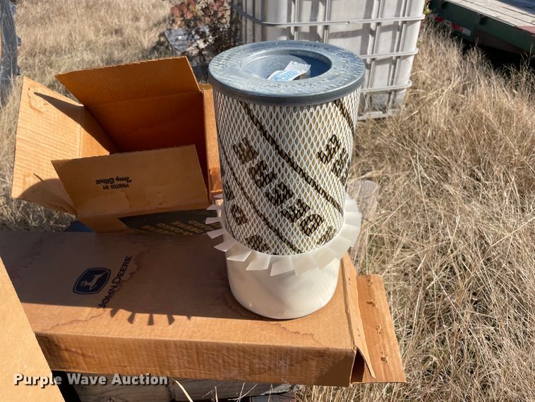 image for item ID9566 1974 John Deere 4230  tractor