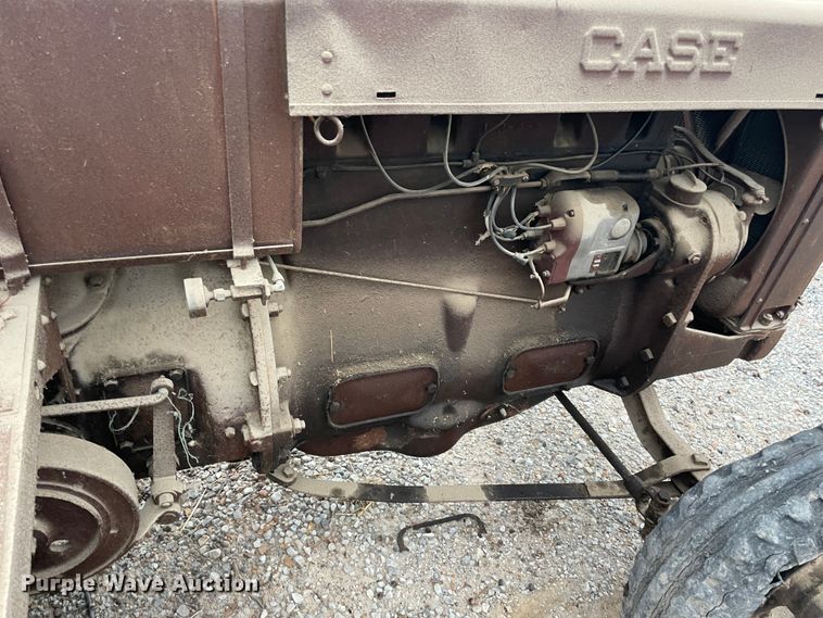 image for item ID9587 Case L  tractor