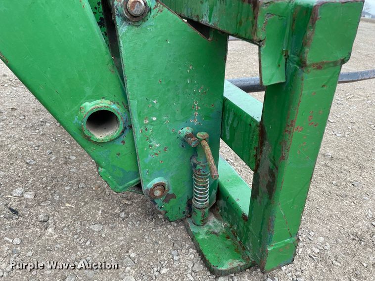 image for item IF9267 John Deere 7400  tractor