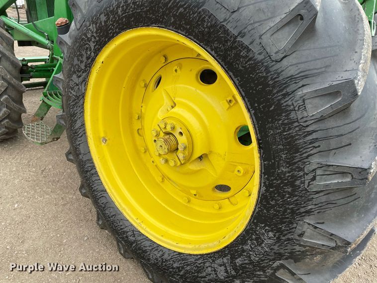 image for item IF9267 John Deere 7400  tractor