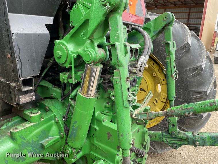 image for item IF9267 John Deere 7400  tractor