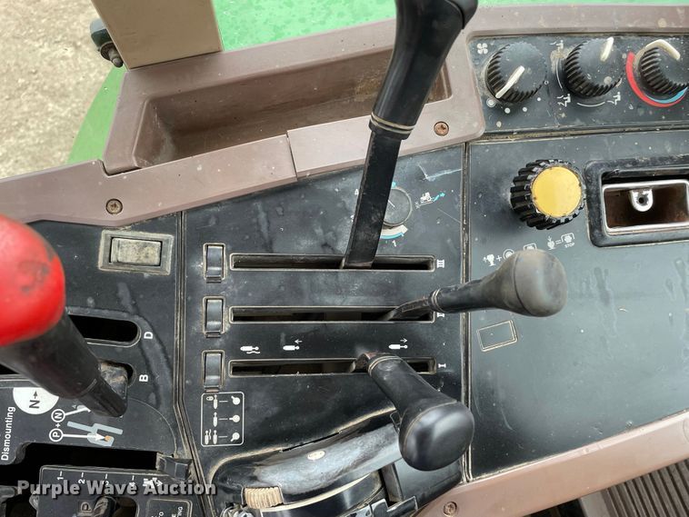 image for item IF9267 John Deere 7400  tractor