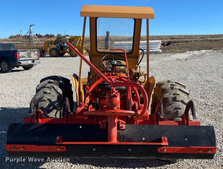 image for item IJ9518 Case 530  tractor