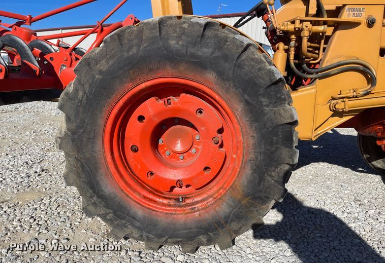 image for item IJ9518 Case 530  tractor