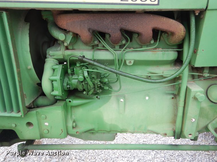 image for item IV9660 John Deere 2030  tractor