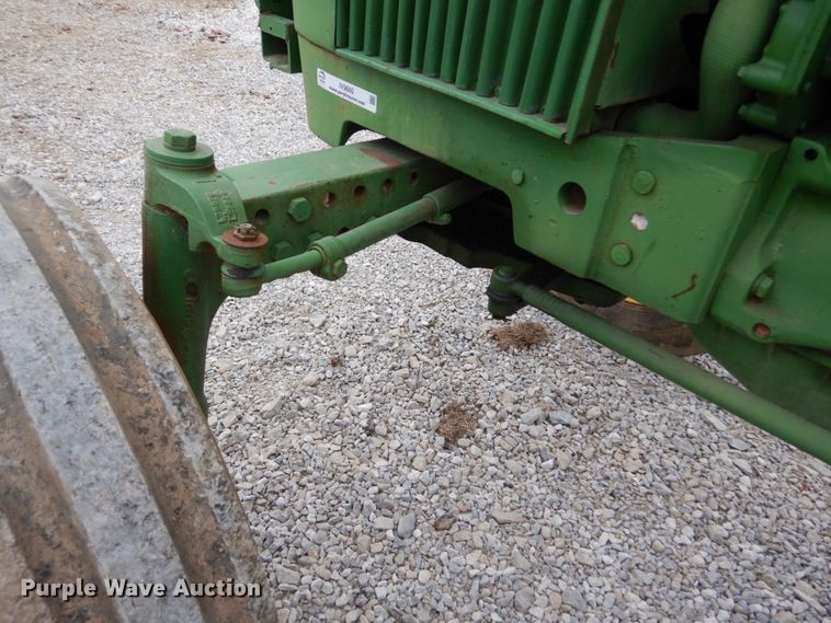 image for item IV9660 John Deere 2030  tractor