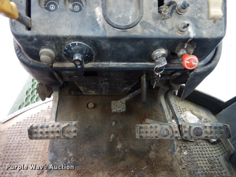 image for item IV9662 1977 John Deere 4630  HFWD tractor