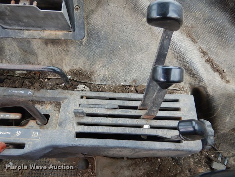 image for item IV9662 1977 John Deere 4630  HFWD tractor