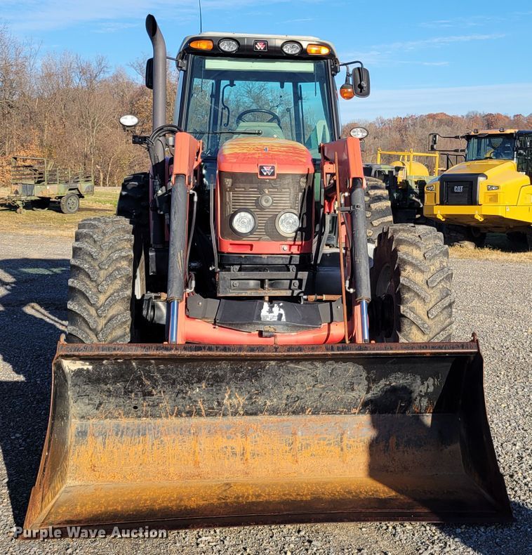 image for item IV9663 2008 Massey Ferguson 5480  MFWD tractor