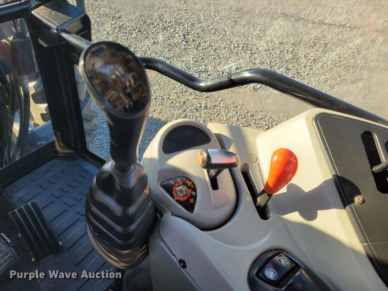 image for item IV9663 2008 Massey Ferguson 5480  MFWD tractor