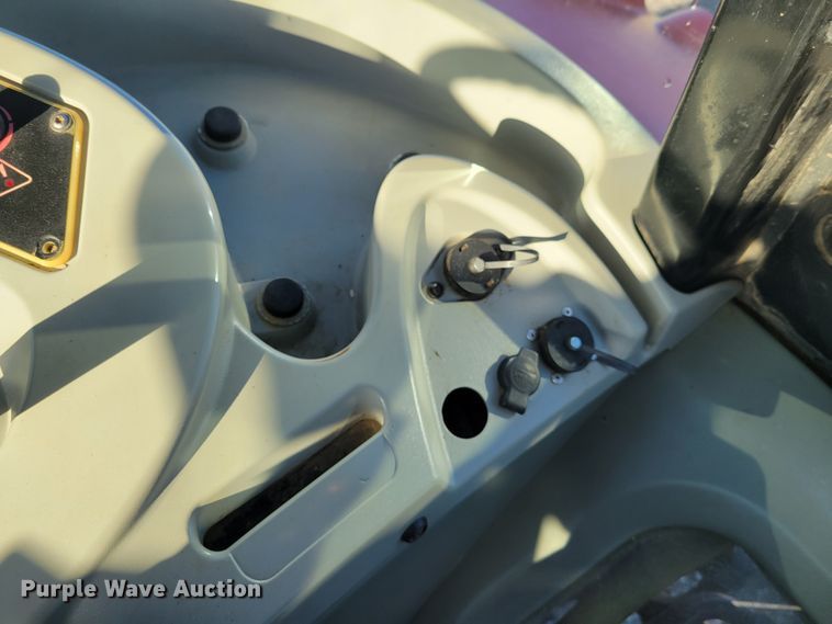 image for item IV9663 2008 Massey Ferguson 5480  MFWD tractor