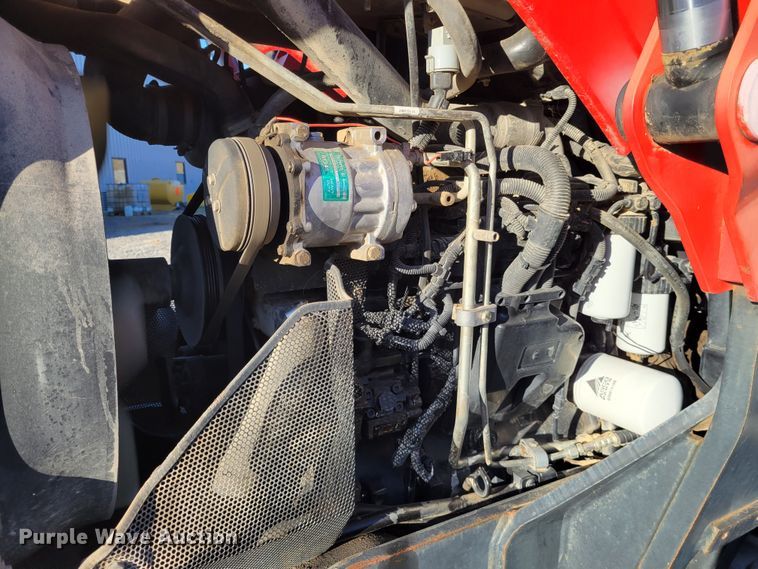 image for item IV9663 2008 Massey Ferguson 5480  MFWD tractor