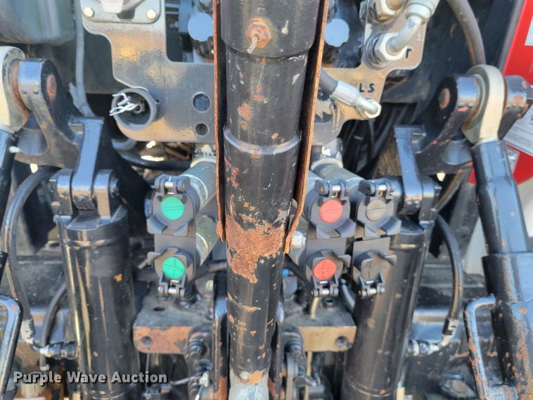 image for item IV9663 2008 Massey Ferguson 5480  MFWD tractor