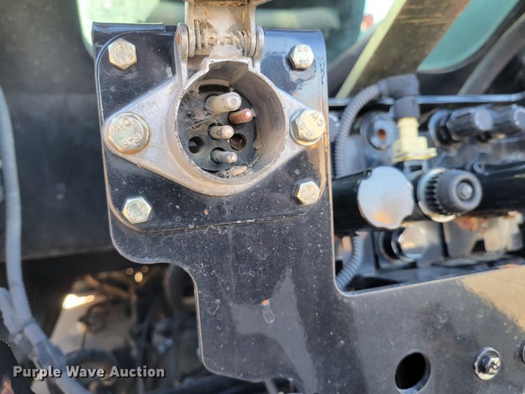 image for item IV9663 2008 Massey Ferguson 5480  MFWD tractor