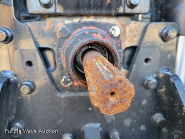 image for item IV9663 2008 Massey Ferguson 5480  MFWD tractor