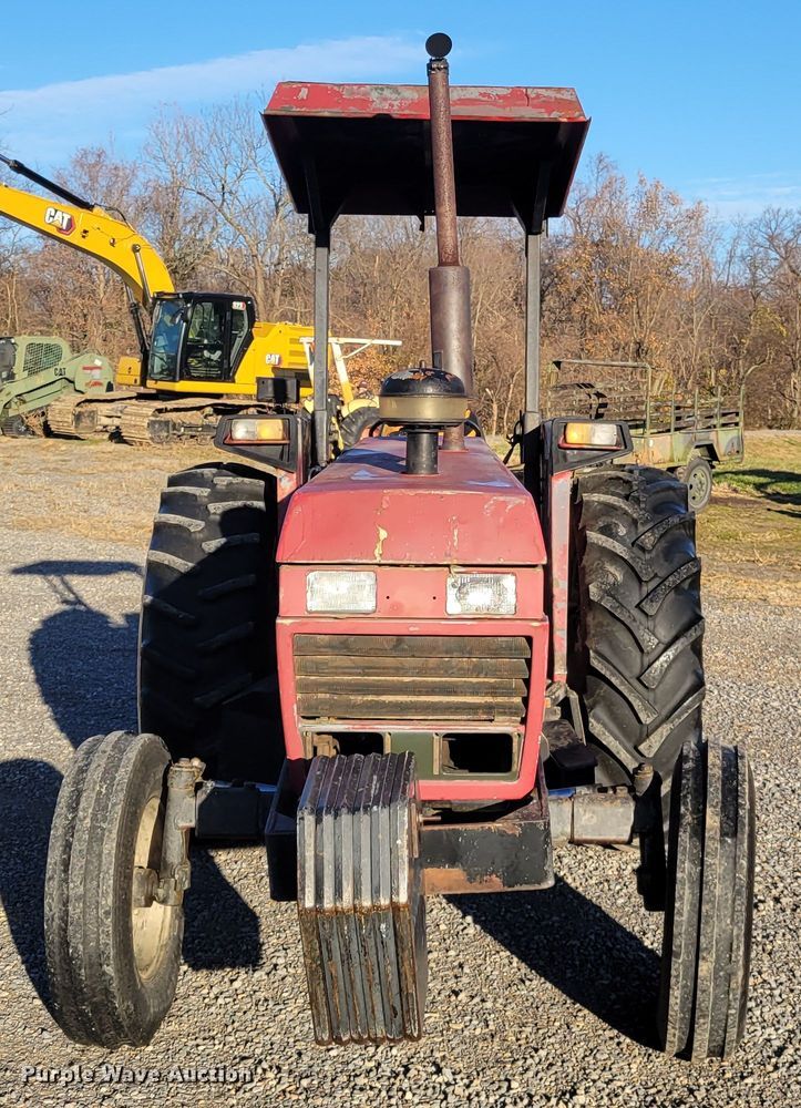 image for item IV9664 1987 Case IH 1394  tractor
