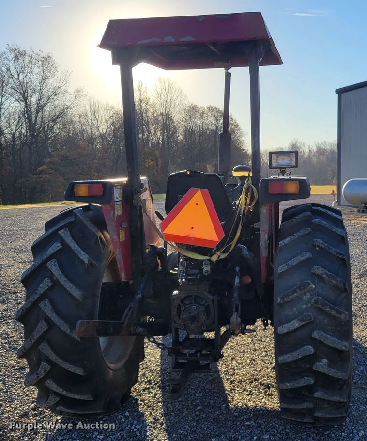 image for item IV9664 1987 Case IH 1394  tractor