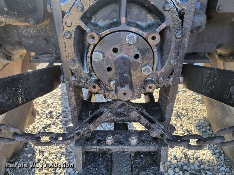 image for item IV9664 1987 Case IH 1394  tractor