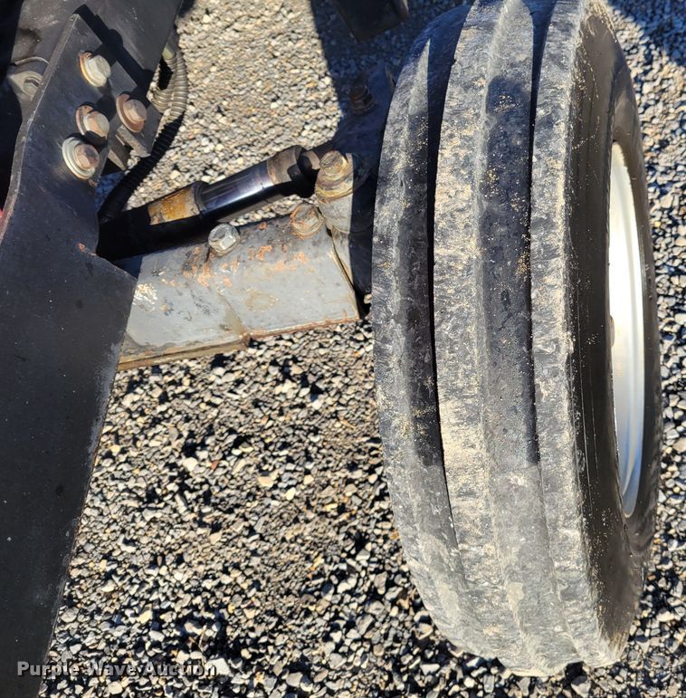 image for item IV9664 1987 Case IH 1394  tractor