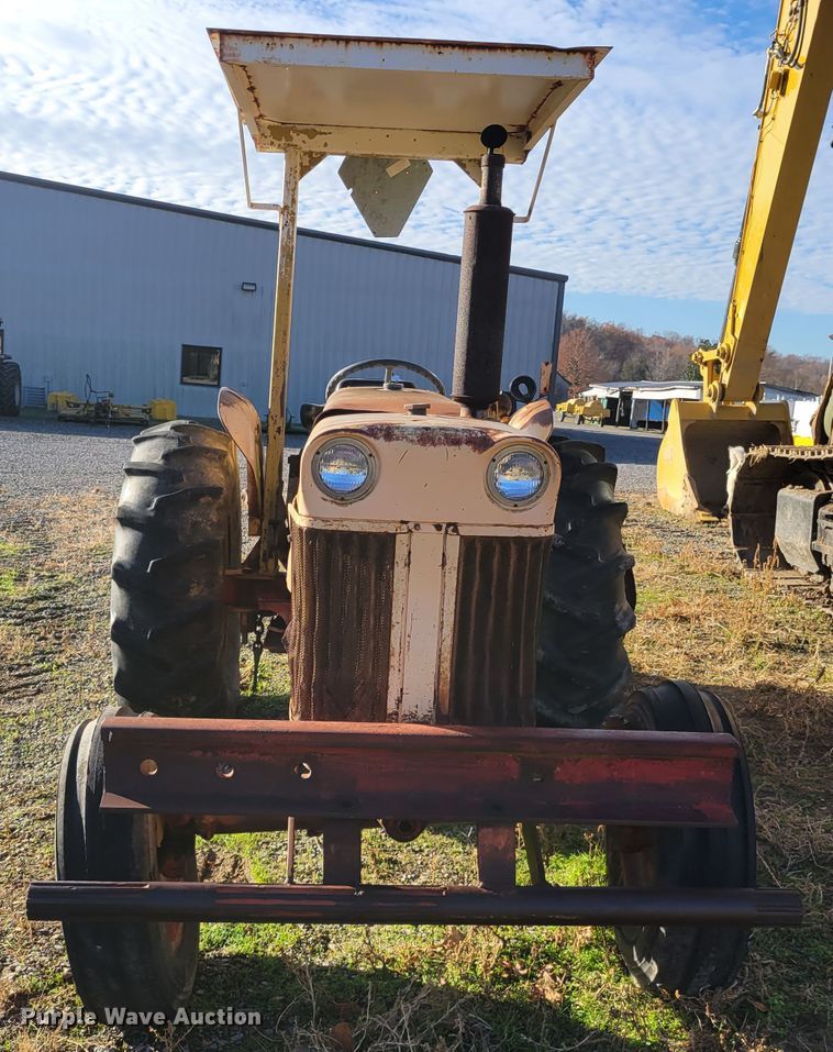 image for item IV9667 Case 570  tractor