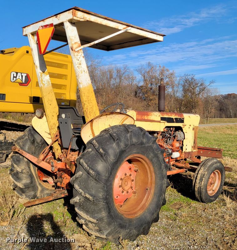 image for item IV9667 Case 570  tractor