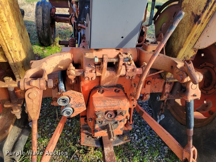 image for item IV9667 Case 570  tractor
