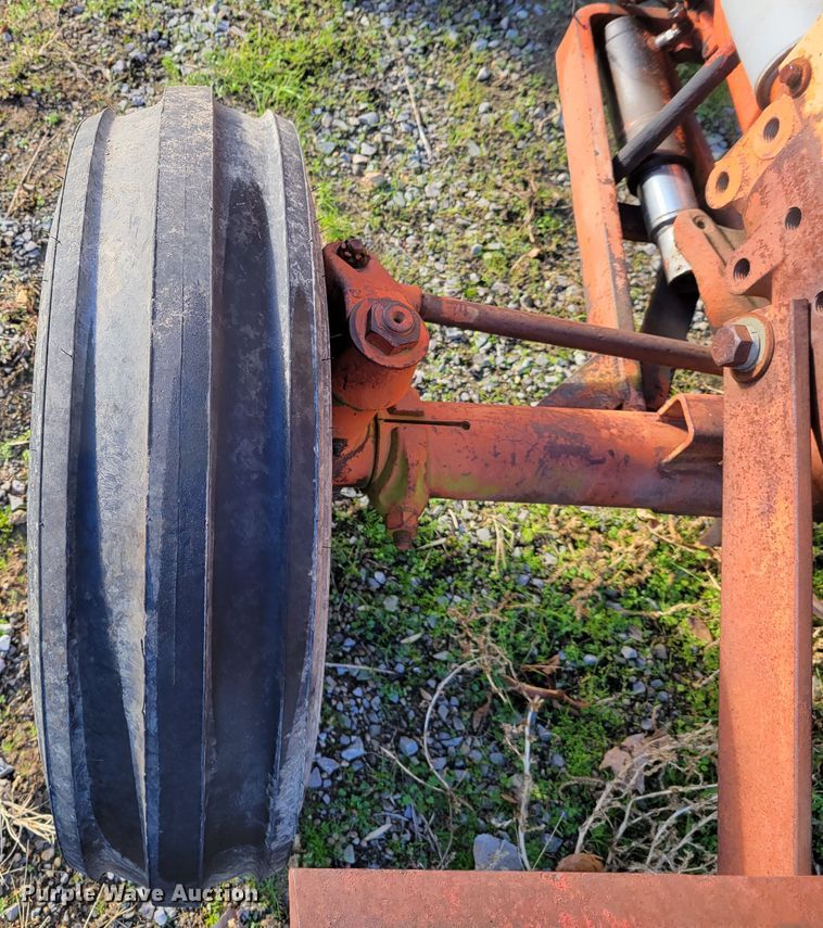 image for item IV9667 Case 570  tractor
