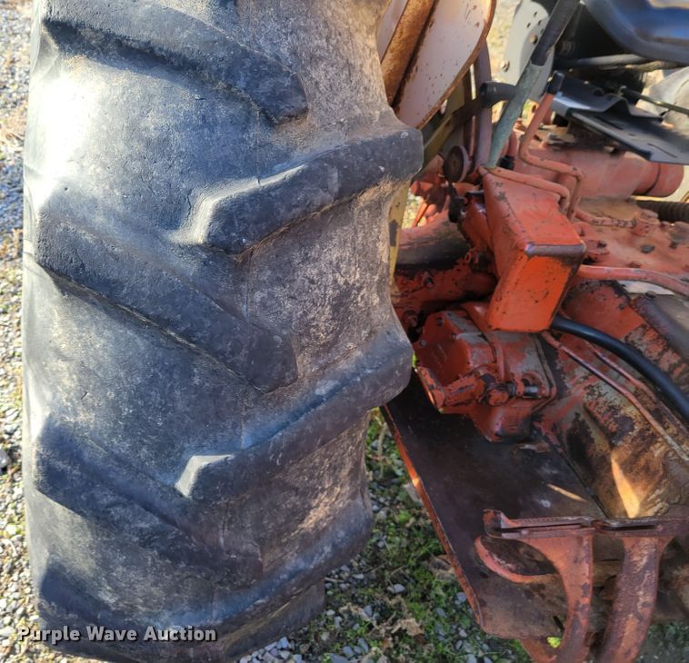 image for item IV9667 Case 570  tractor