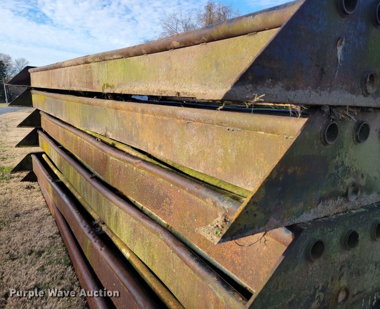 image for item IV9668 (12) cattle guards