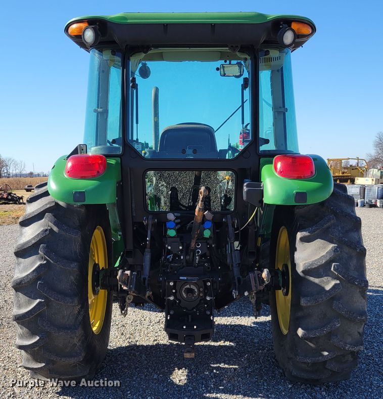 image for item IV9670 2011 John Deere 5101E  MFWD tractor
