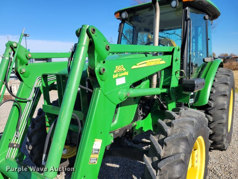 image for item IV9670 2011 John Deere 5101E  MFWD tractor