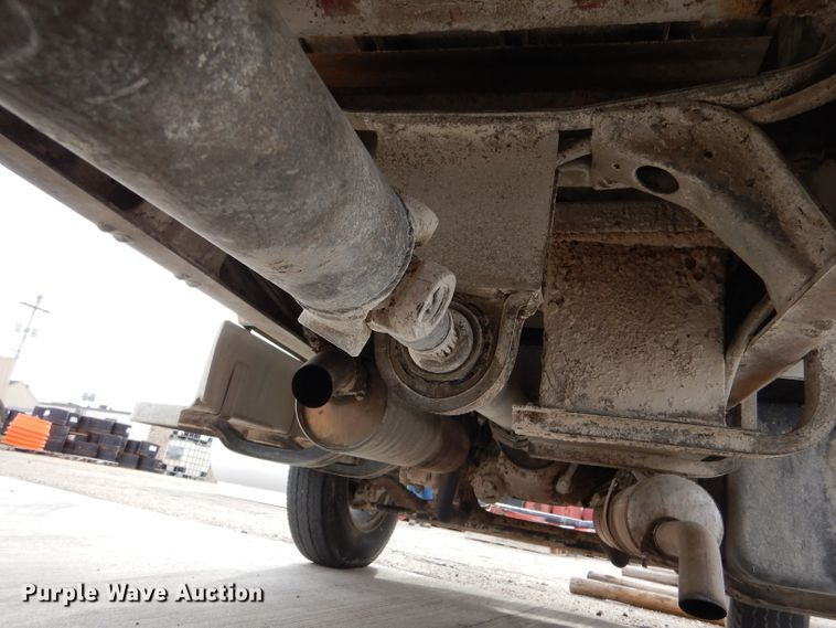 image for item IV9840 1985 Chevrolet C70  grain truck