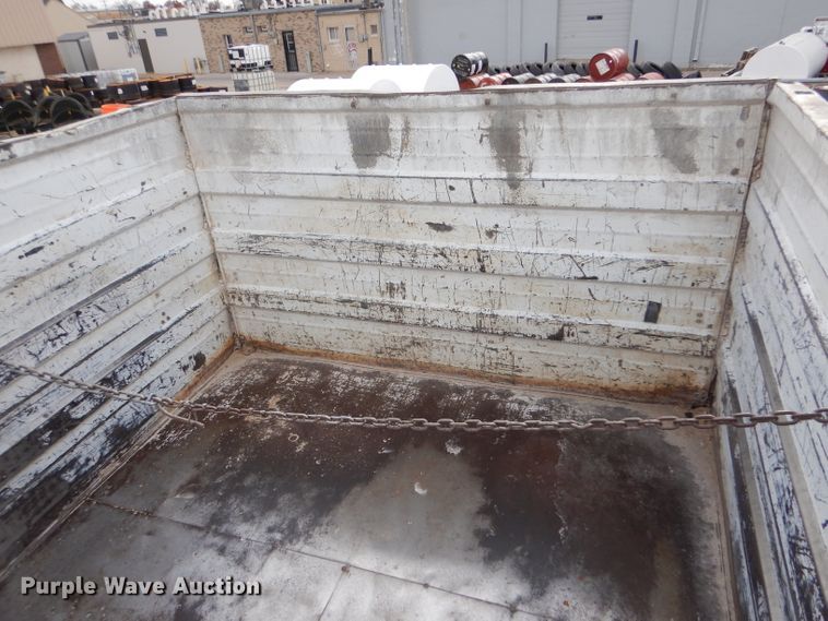 image for item IV9840 1985 Chevrolet C70  grain truck