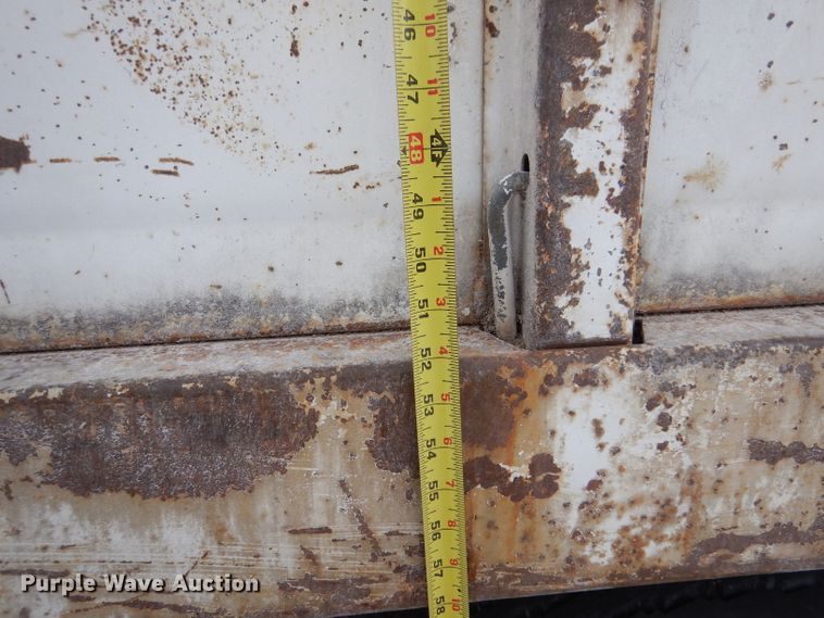 image for item IV9840 1985 Chevrolet C70  grain truck