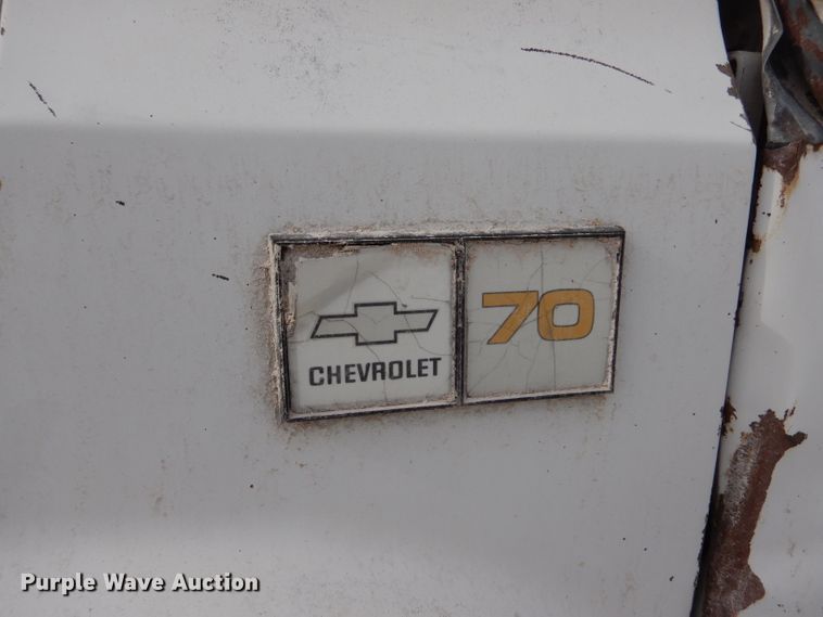 image for item IV9840 1985 Chevrolet C70  grain truck