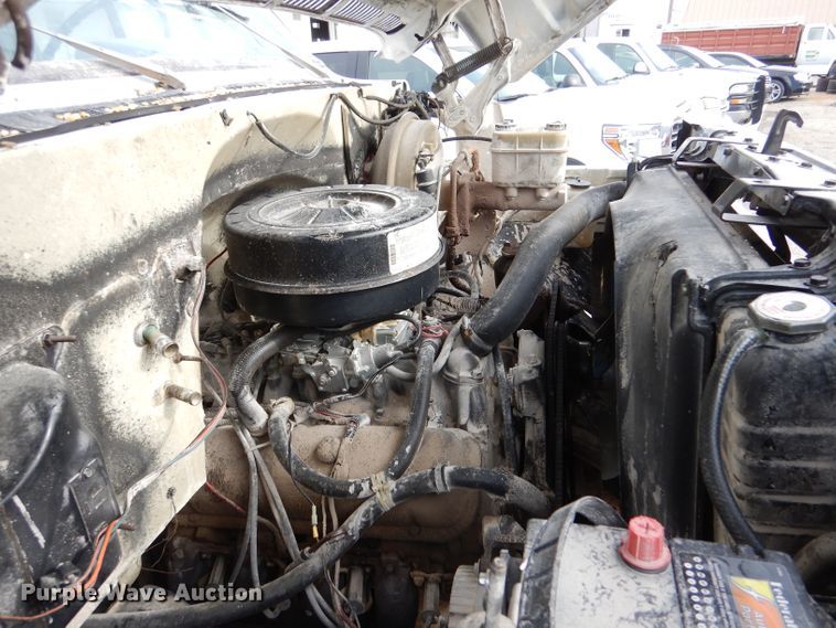 image for item IV9840 1985 Chevrolet C70  grain truck