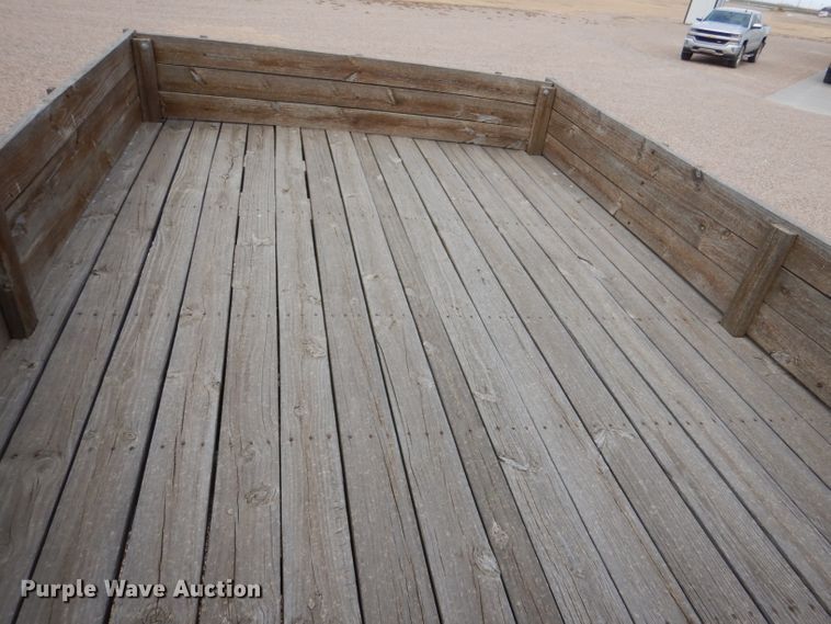 image for item IV9853 1949 Chevrolet 6400  dump flatbed truck